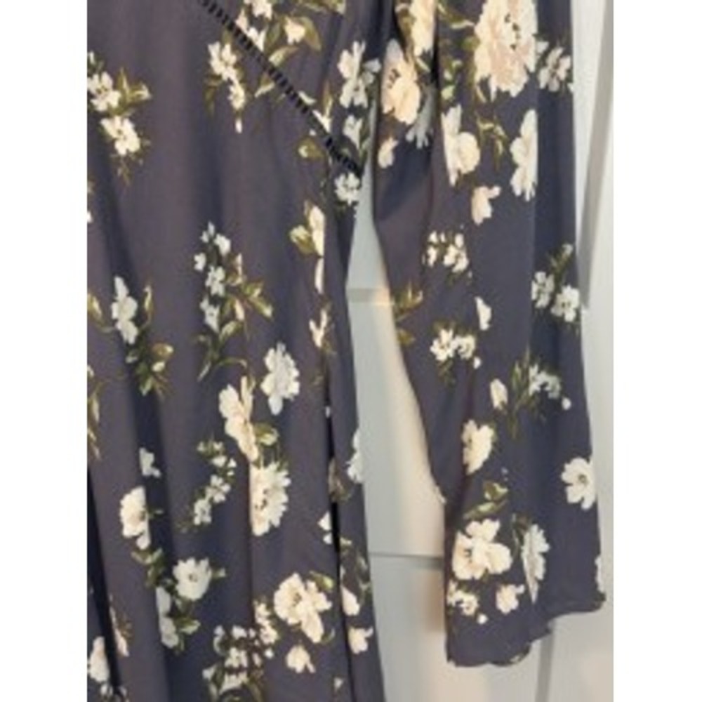 O'Neill Stevie Kendra Gray Floral Eyelet Mini Dress Size Medium - Picture 7 of 9